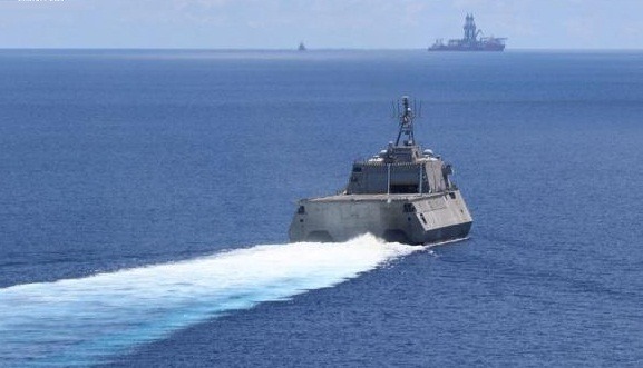 Mỹ tiếp tục điều tàu chiến ngăn tàu Trung Quốc ở Biển Đông