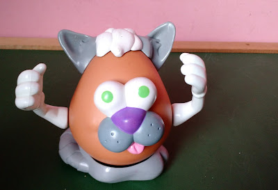 Brinquedo de montar, Mini cabeça de batata Gato - 11cm de altura  R$ 15,00