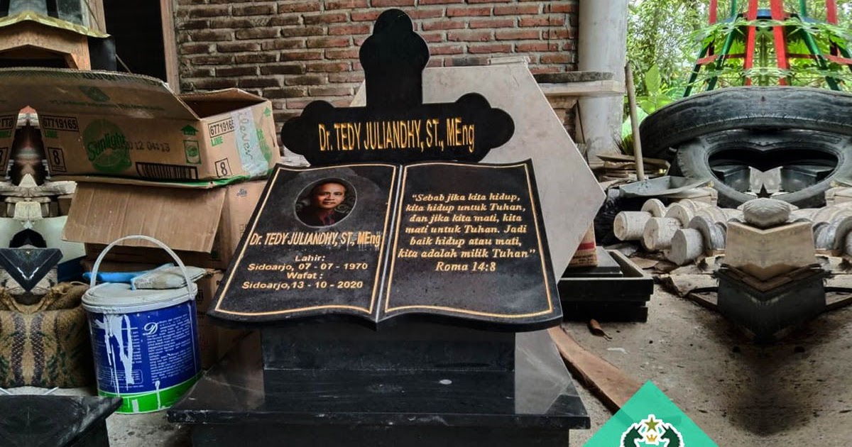 Batu Nisan Katolik, Model Batu Nisan Granit, Contoh Batu Nisan Katolik