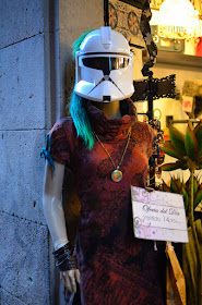 Weird starwars shop manequin at Old Town, Barcelona