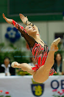 Liubov Charkashyna calves