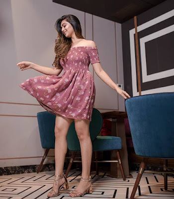 Shafaq Naaz photo
Shafaq Naaz (Ullu Actress) Wiki, Biography, Photos, Height, Weight, Age, Affairs, Net worth & More