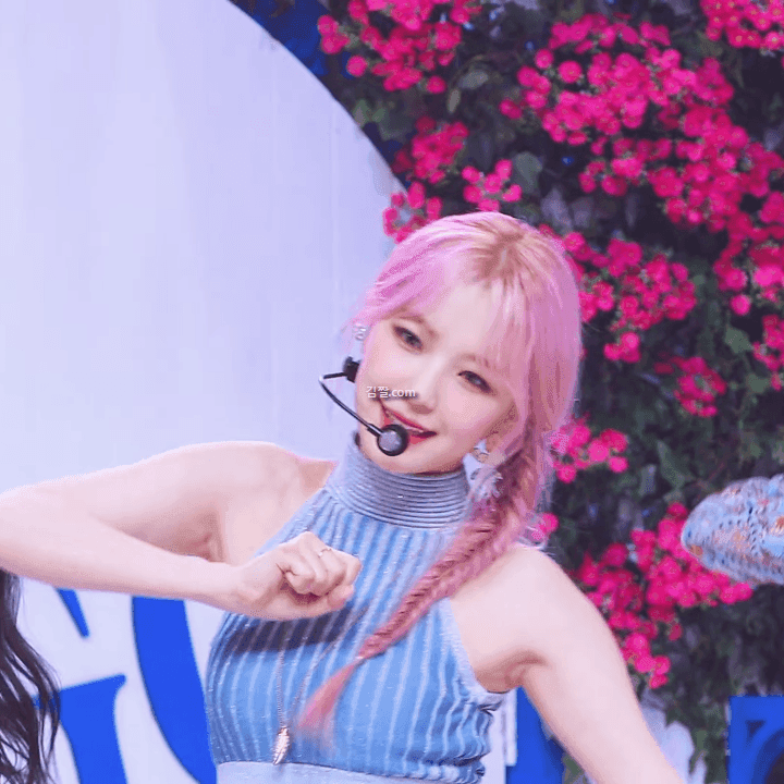 프로미스나인 백지헌 8장 ㄷㄷ