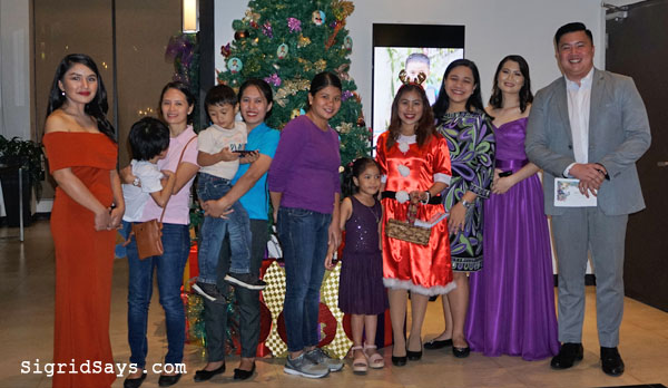 Seda Capitol Central, Bacolod City, Bacolod hotels, Seda hotels, Philippines, Philippine hotels, jazz, The Prelude, Bacolod saxophonist, Bacolod band, cocktails, Smile Train, Christmas tree lighting ceremony - Bacolod blogger - Smile Train executive director Kimmy Flaviano - smile Train beneficiaries - children with cleft lip and palate