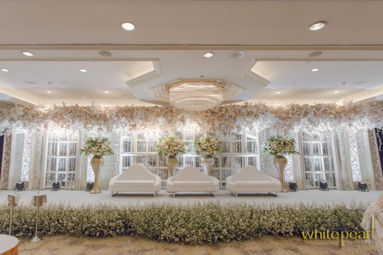 White Pearl Decoration Shangrilla Indonesia Room 2019 02 02