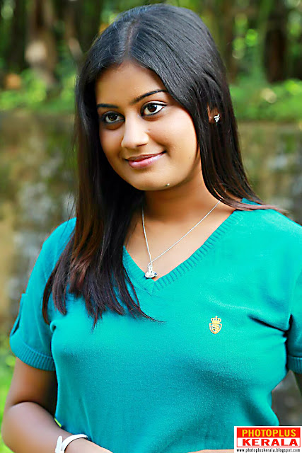 HOMELY MALAYALAM ARCTESS ANSIBA'S DIFFRENT TYPES PHOTOS IN HIGH DEFINITION Navel Queens