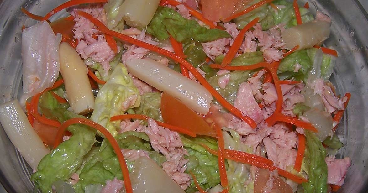image of La dieta de Rachel: Ensalada de atún, tomate, zanahoria y ...