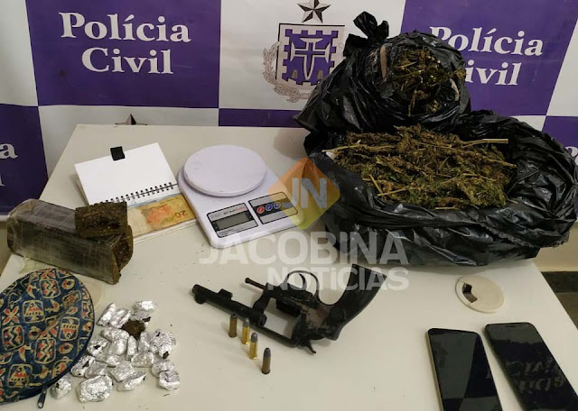 Polícia Civil de Jacobina prende cinco e apreende arma e drogas na Caixa D'água