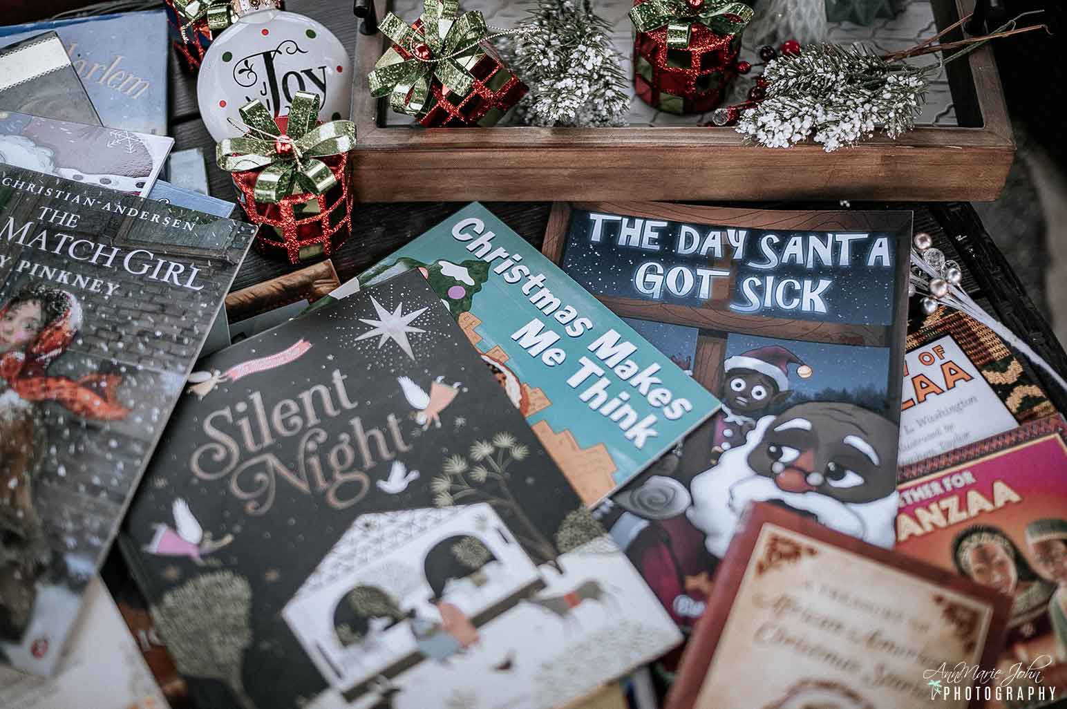 Christmas In July Celebrating A Black Christmas Kwanzaa With Books For Kids Blackbooksmatter Annmarie John Llc A Travel And Lifestyle Blog