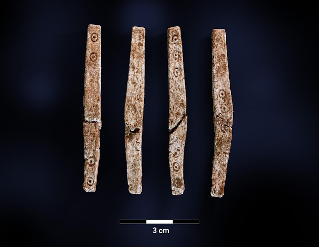1,700-year-old board game found in Norwegian burial mound 1,700-year-old board game found in Norwegian burial mound