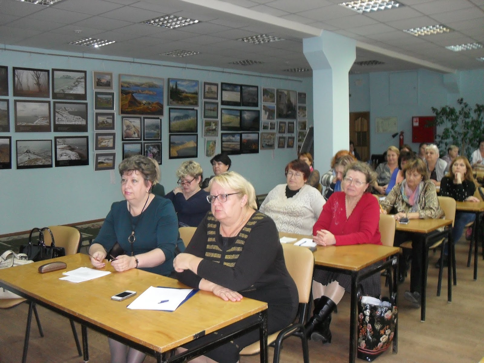 тульские школьные библиотеки. тульские школьные библиотеки. тульские школьные библиотеки сайт. платье для библиотекаря. библиотека тгпу.