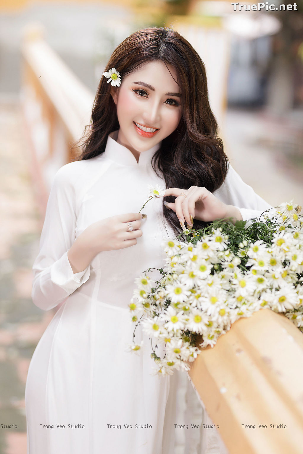 Image The Beauty of Vietnamese Girls with Traditional Dress (Ao Dai) #3 - TruePic.net - Picture-12
