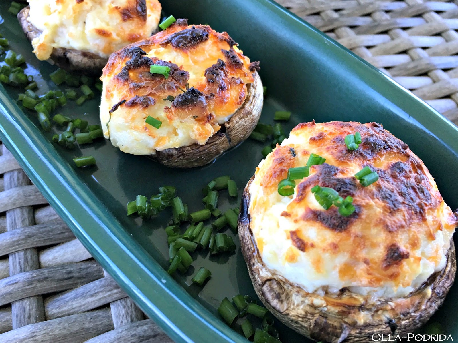 OllaPodrida Garlic Bread Dip