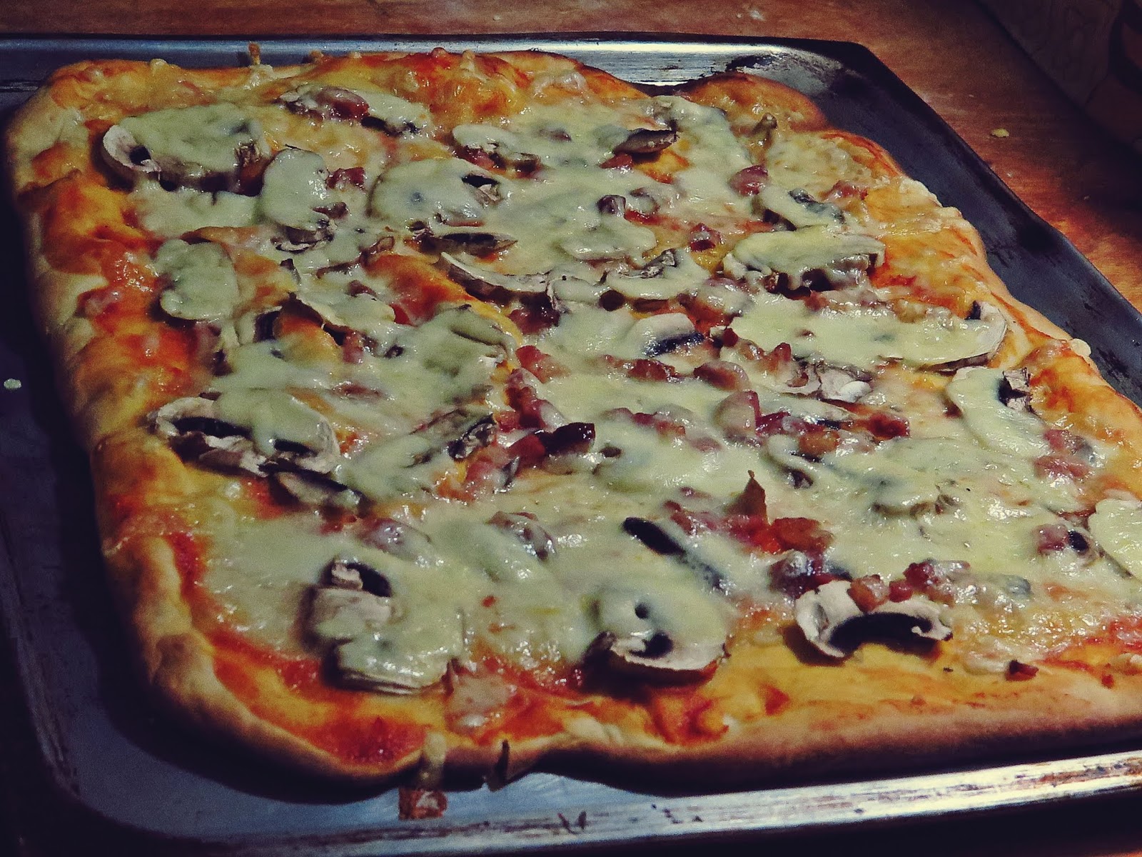 пицца большая в духовке фото 11