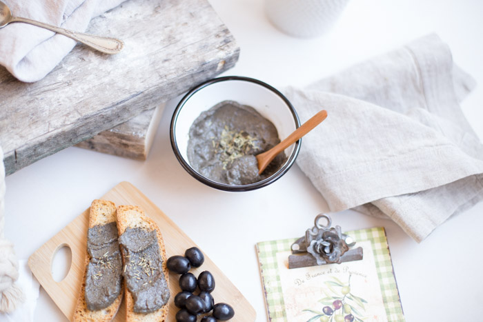 Paté de aceitunas negras