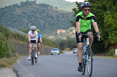 carbon road bike rental in Florence cycling Tuscany with veloce bicycle rentals