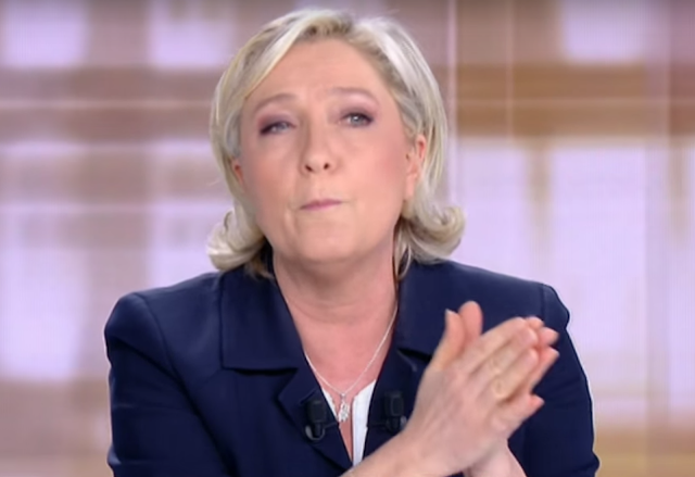 Face A Baba Marine Le Pen Audience Body Language & Emotional Intelligence: Nonverbal Communication