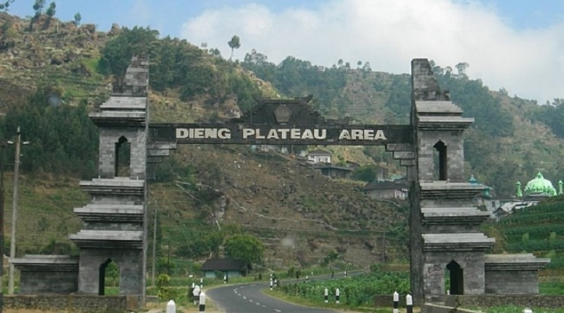 Pesona Alam Dieng Yang Bisa Menyejukan Hati dan Pikiran Pesona Alam Dieng Yang Bisa Menyejukan Hati dan Pikiran