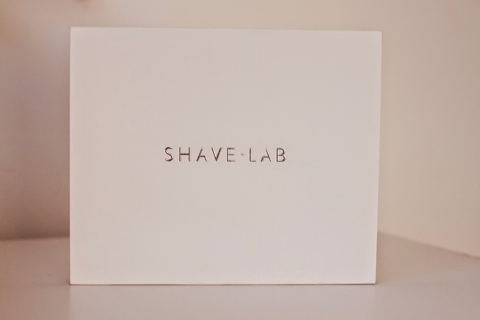 Make(me)up Shave Lab Zero maszynka do golenia.