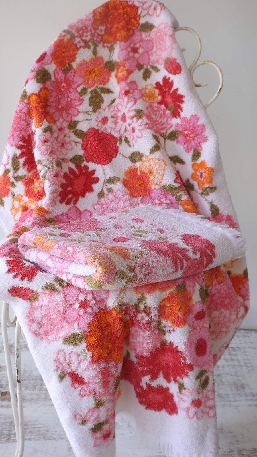 Still Stunning Vintage Resale Vintage Cannon Bath Towels/ Pink Towels/ Terry Cloth/ Pink