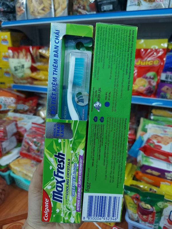 Kem đánh răng Colgate Maxfresh Thái Lan 230g – trà xanh ( tặng kèm bàn chải)