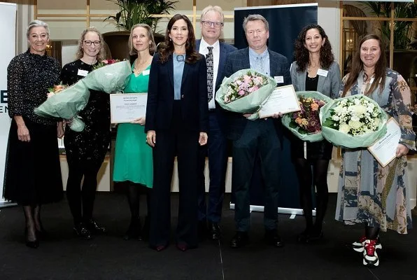 The Danish Heart Association. Crown Princess Mary wore Massimo Dutti polka dot print jacket. Buckle tie neck silk blouse