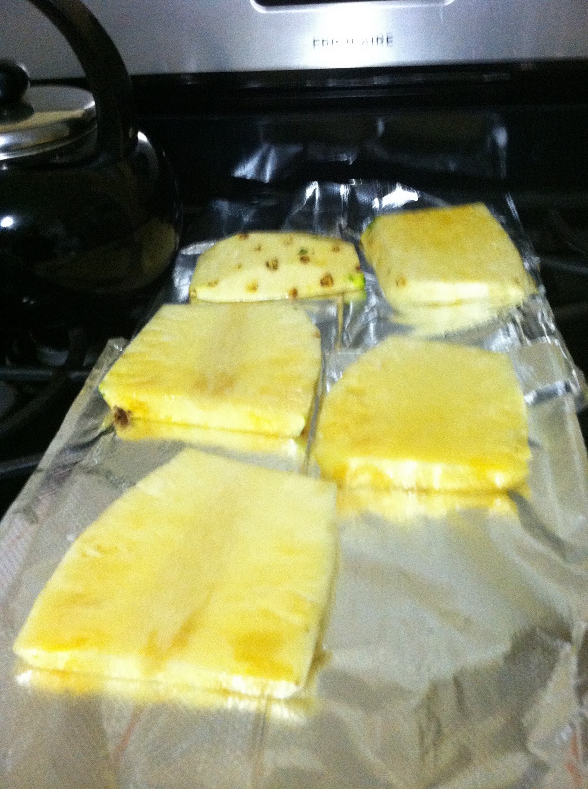 melicipes Spicy Flounder with Grilled Pineapple