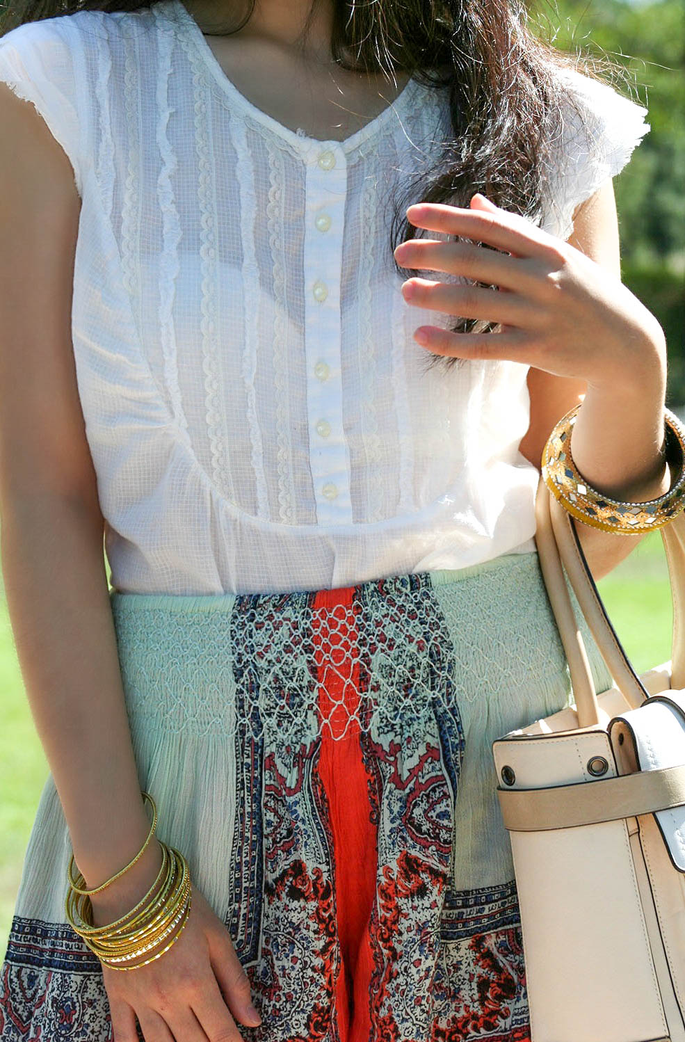 boho_wavy hairstyle_bohemian fashion blogger_adrienne Nguyen_invictus