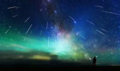 https://www.express.co.uk/news/science/1162991/Perseid-meteor-shower-2019-hundreds-meteors-light-up-night-sky-astronomy