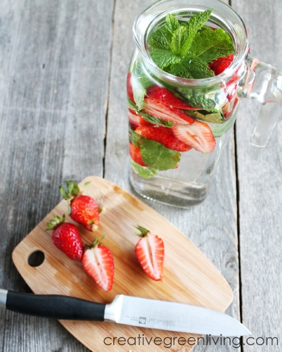 Delicious Strawberry Mint Infused Water Recipe (AKA Detox Water
