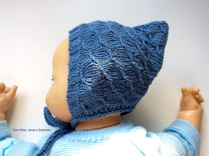 Con hilos, lanas y botones: DIY Capota pixie de punto para bebé (patrón gratis)