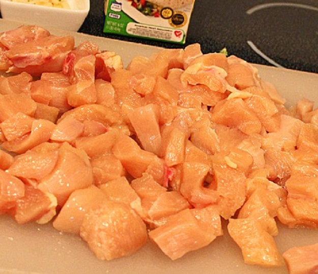 this is raw cubed chicken to make a stir fry