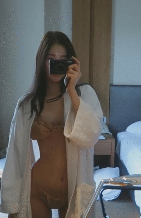 호캉스 다녀온 ㅊㅈ 비키니