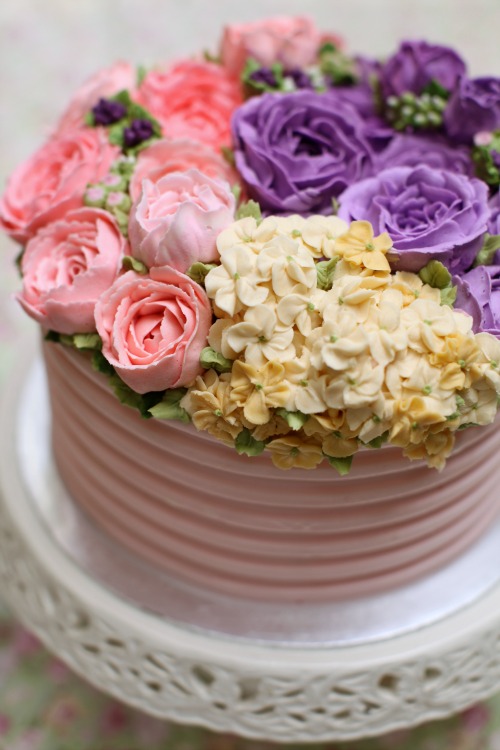 Korea Buttercream Flower kek 3 tingkat masam manis