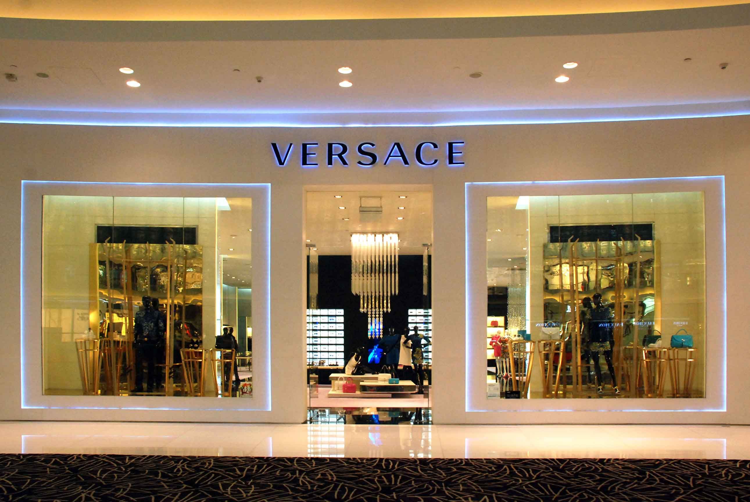 Search result for Versace