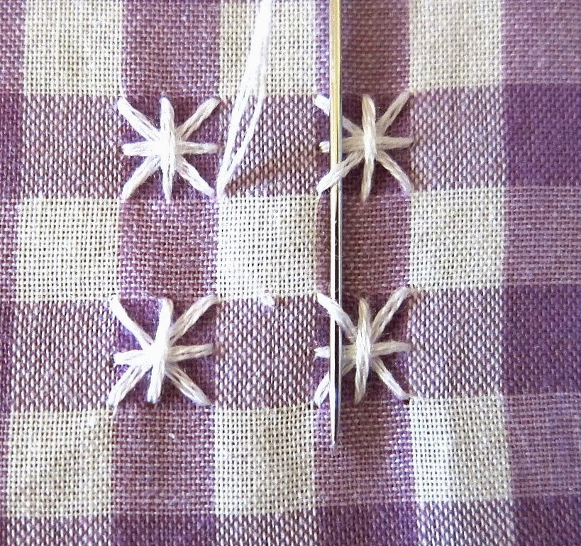 Royce's Hub Gingham Embroidery Stitches II (Woven Circle Variation)