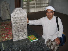 Makam Habib Ali Al Habsyi Kwitang Jakarta Indonesia