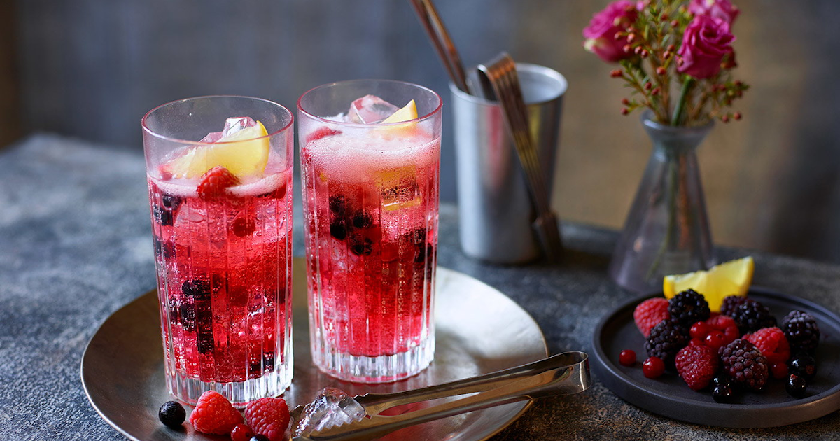 The Low Carb Diabetic Valentine's Gin Fizz