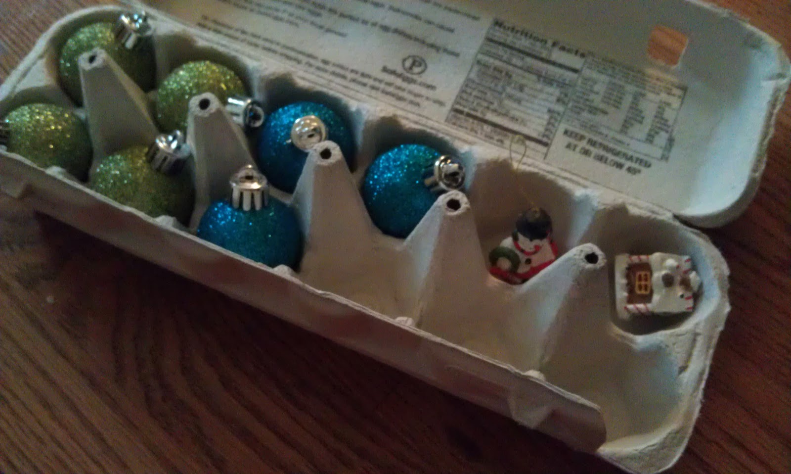 Savaria Bags Storage solution for small Christmas ornaments