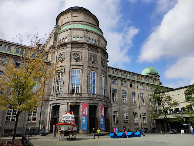Німецькому музеї Deutsches Museum - найбільший в світи серед музеїв подібного формату