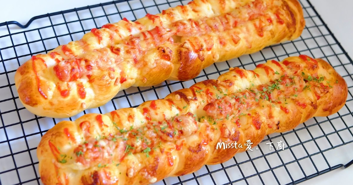 Missta's Kitchen 三手辮子腸仔包 Sausage Bread Braid