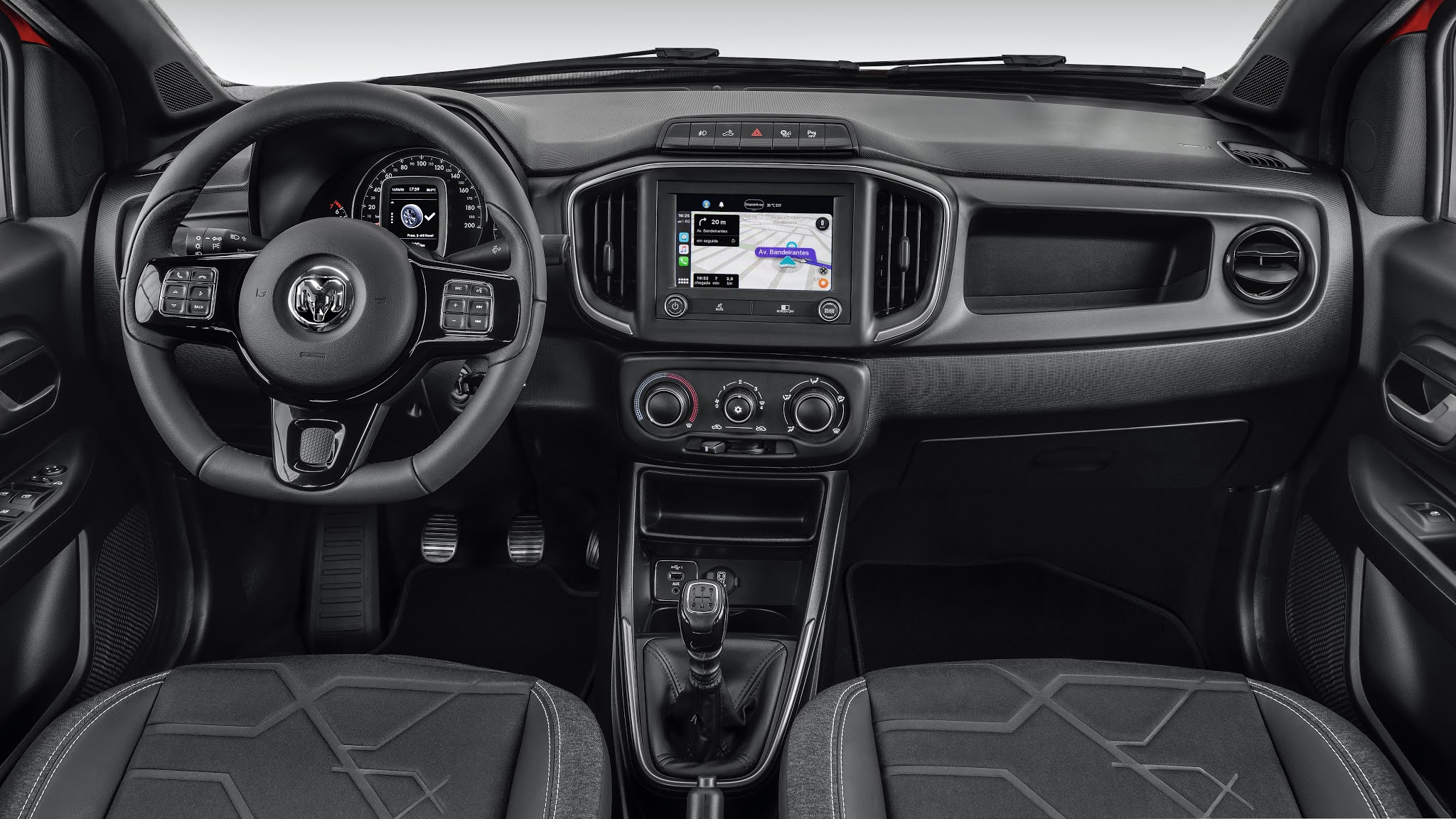 Un "torito" que ahora es "carnero": RAM presenta a la 700 : Autoblog