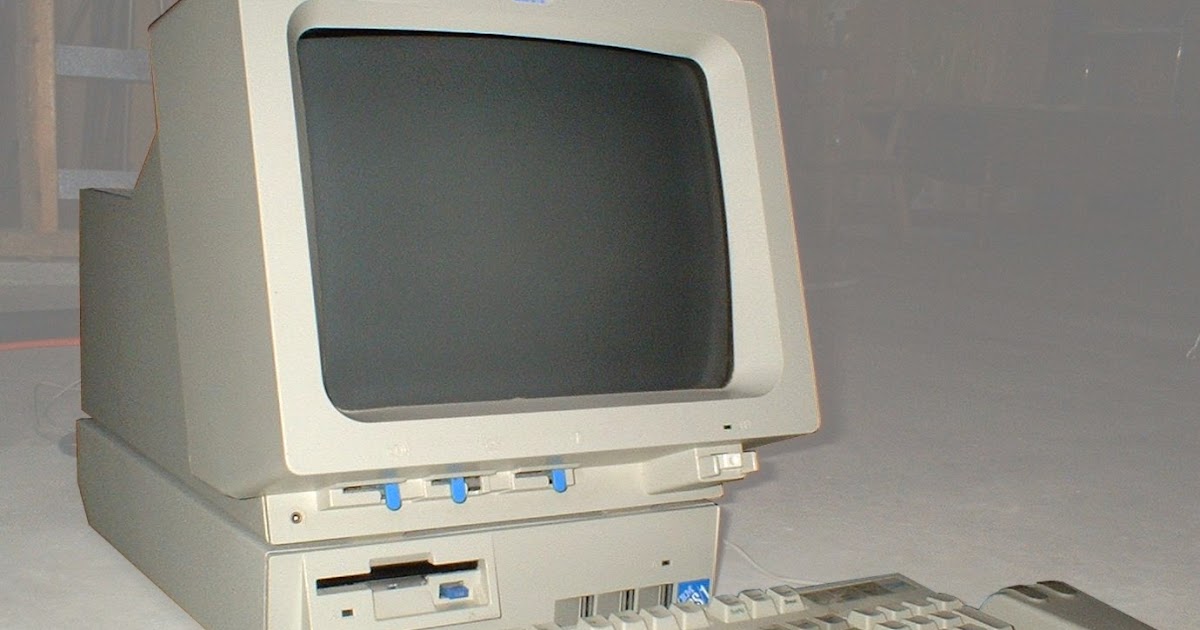 Retromobe - retro mobile phones and other gadgets: IBM PS/1 (1990)