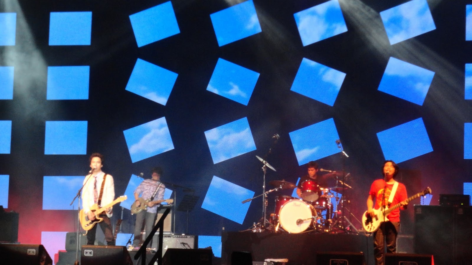 Eraserheads Concert in Dubai 2013