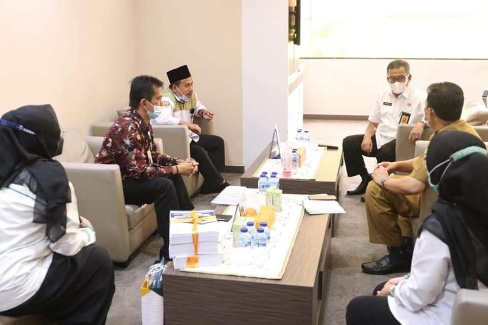 Sekda Batam Apresiasi BAZNAS Kota Batam Yang Melaporkan  ZIS Tahun 2020 Meningkat