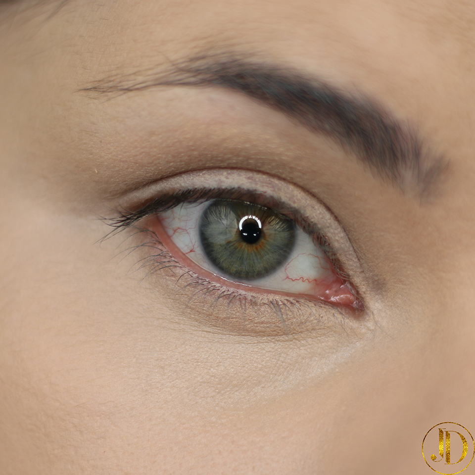 sensique high coverage liquid concealer