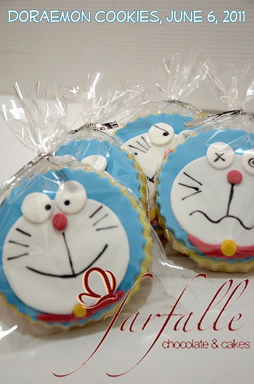 Farfalle Chocolate Cakes Doraemon Kukis farfalle-chocolate-cakes-doraemon-kukis