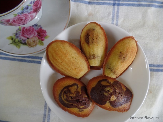 kitchen flavours BlackAndWhite Marbled Madeleines