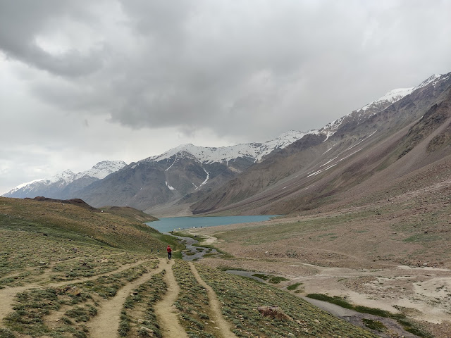 ultimate travel guide to spiti valley chandratal lake