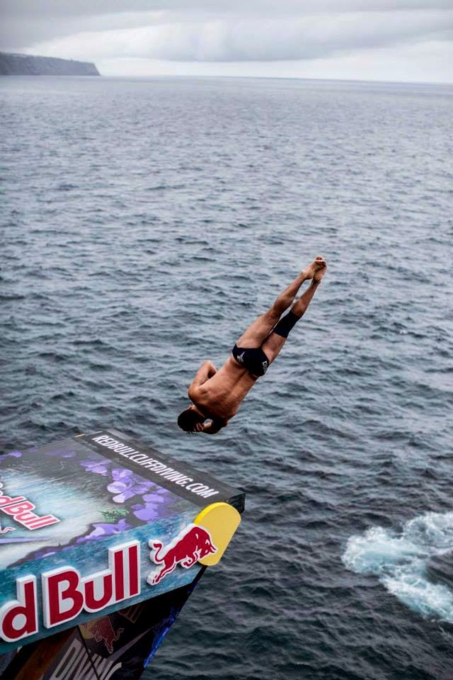 Red Bull Cliff Diving O REGRESSO AOS AÇORES, VILA FRANCA DO CAMPO (vídeo) Um Olhar Povoacense